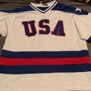 Usa mesh hockey jersey only worn once